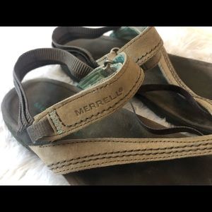 Merrell- Drizzle Sandals Size 8